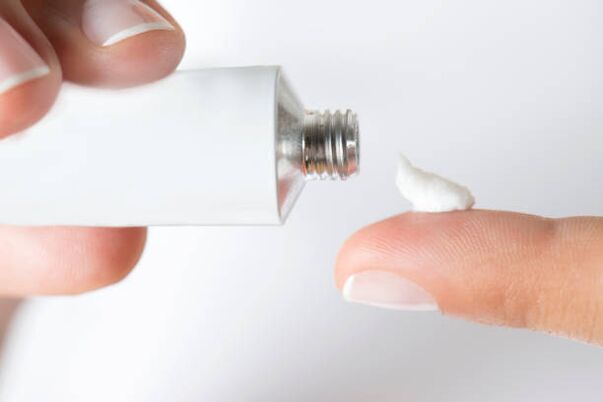 creme para tratar fungos nas unhas